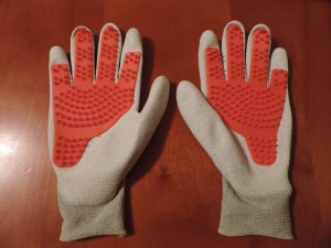 Massage and Grooming Gloves (tm)